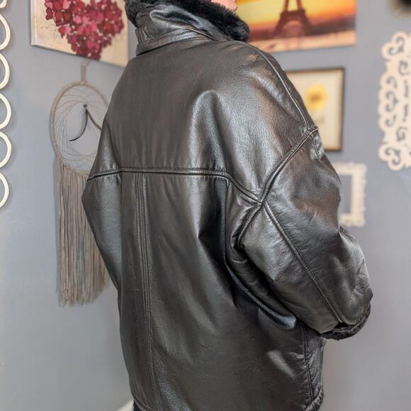 Vintage Wilson's Leather Bomber - Picture 2 of 8